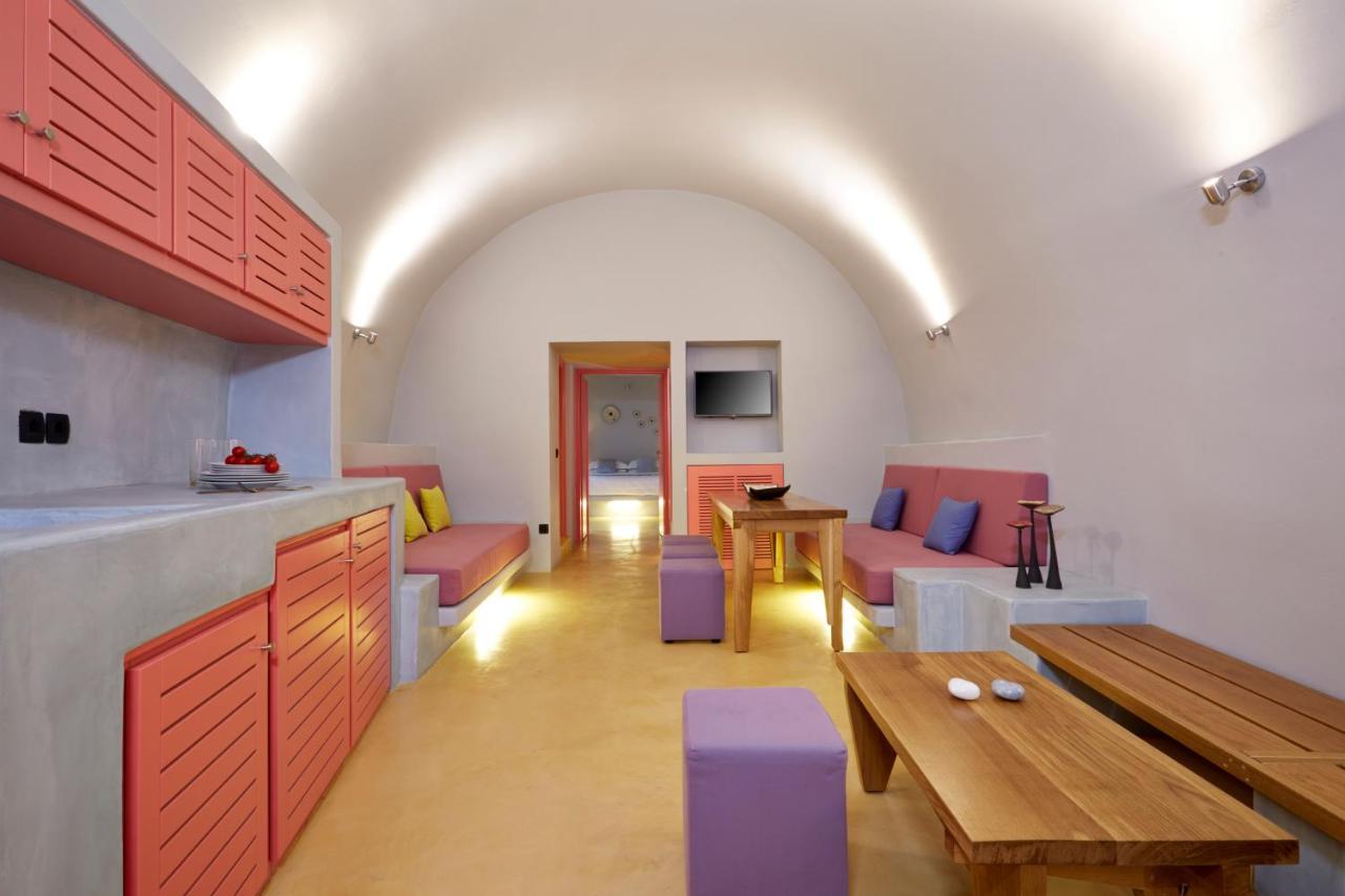 Maximilian Caldera Suites Фіра Екстер'єр фото
